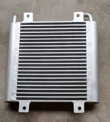Van het Graafwerktuigcustom aluminum radiator van voerman E303 de Rechte Kromming
