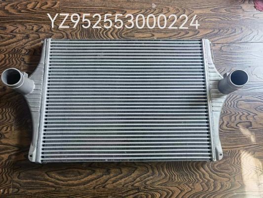 De Vrachtwagenintercooler van aluminiumsinotruk Assemblage YZ952553000224