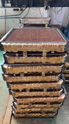 Koperen Mitsubishi Radiator Mc421456mc637544mc427668mc428733 1321-04106D15 Fusang FIGHTER 6D16 6D17 FM527