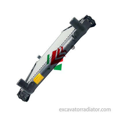 Guangzhou ISUZU Mixer Truck Radiator Watertank Koelinstallatie Beton meng- en koelsysteem