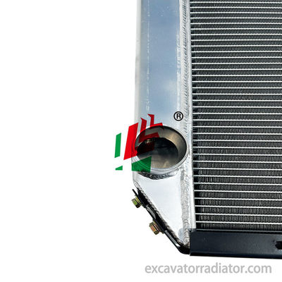 Verwarmer voor vrachtwagens voor Hino 500 geheel van aluminium Drie rijen watervaten voor auto's Motormontage Truckonderdelen