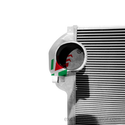 Isuzu Truck Intercooler C02151100 Heavy Duty Truck Hoogwaardige Intercooler Air Cooler