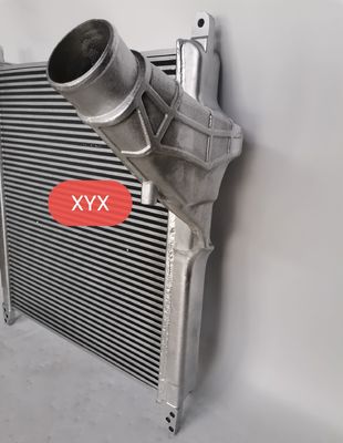 De Vrachtwagenintercooler van ISUZU 6WF1 het Assemblagealuminium maakte Gemaakte Pijp dik