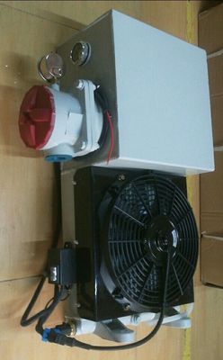 Pompvrachtwagen 18L/21L-Oliekring 3 Rijradiator met het Elektrische Gebruik van het Ventilator Hydraulische Systeem
